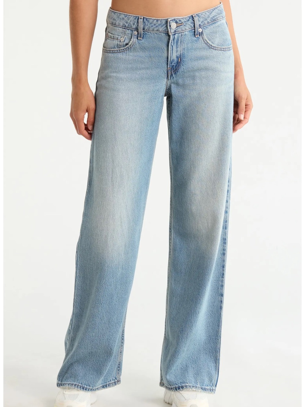 Levi’s Low Loose Jeans W30 L30 Light Wash Low Rise Wide Leg